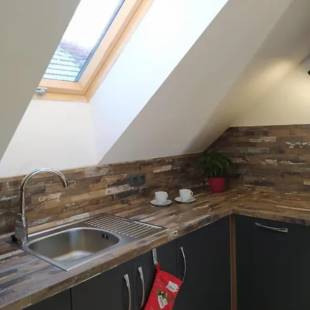 Podkrovni Apartman Pololan U Rybnika * Nova Ves (Ceske Budejovice)